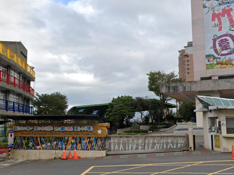 【空屋】別墅６房含車位｜捷運紅樹林站