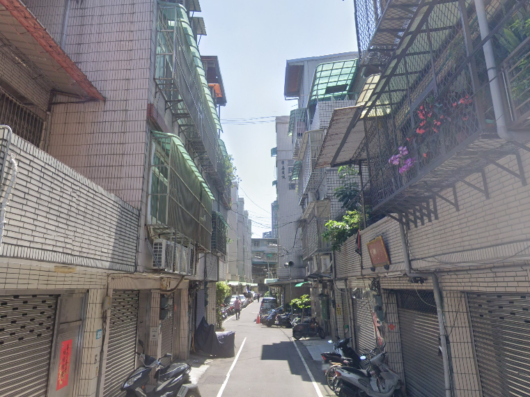 【透天６３坪】土地２４坪｜近正隆廣場、中原站