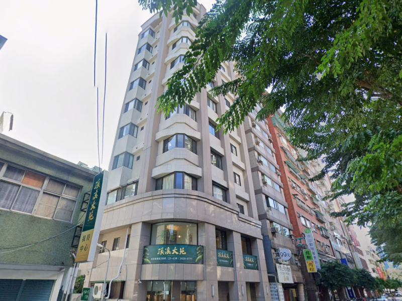 頂溪６分鐘｜永樂商圈 邊間３房｜近比漾廣場、永安市場