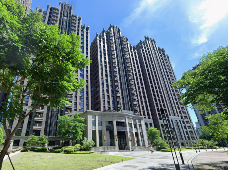 輕軌安康站｜景觀３房含車位