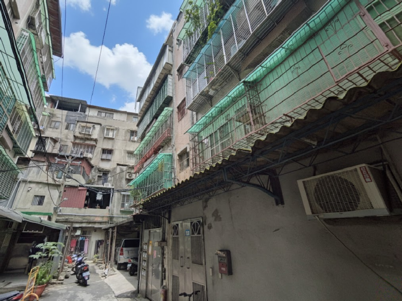 三民高中站｜近蘆洲國中、湧蓮寺商圈