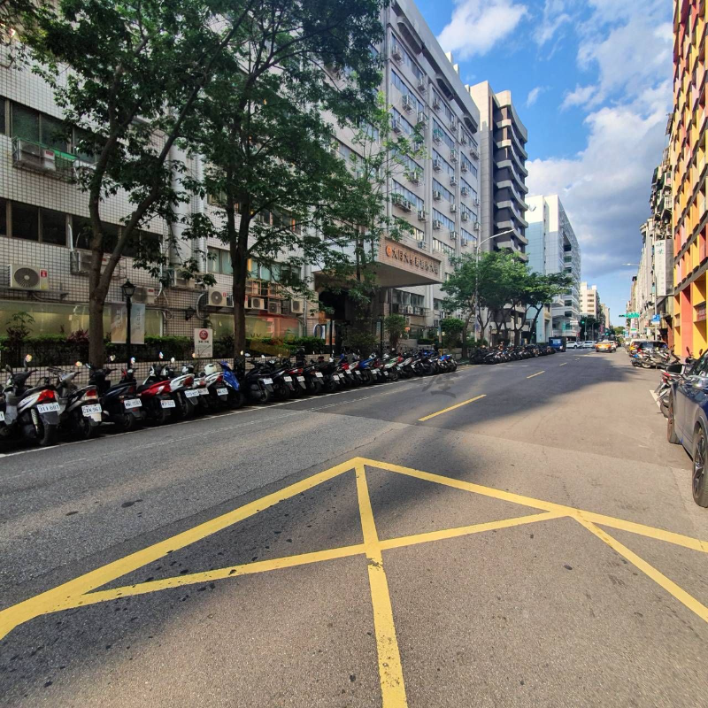 C72 中山區停車位*