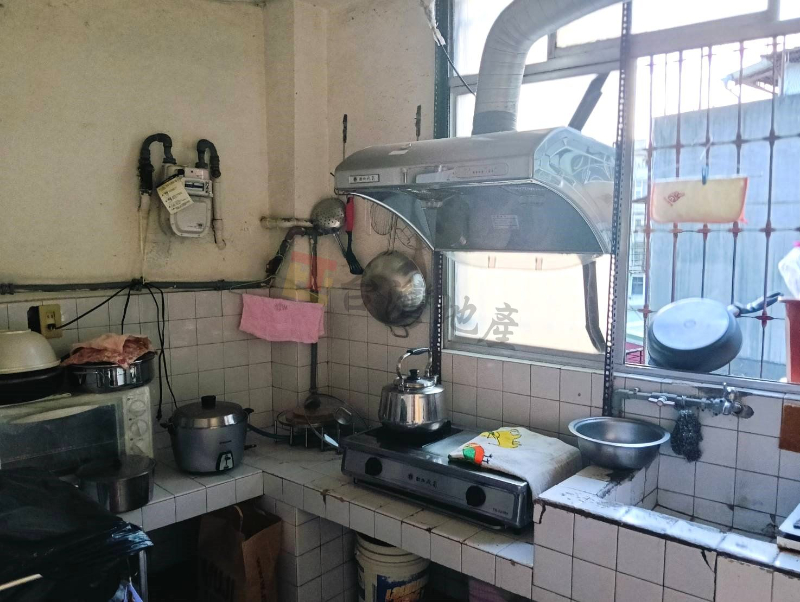 G08 龍山寺捷運3+1房美寓*