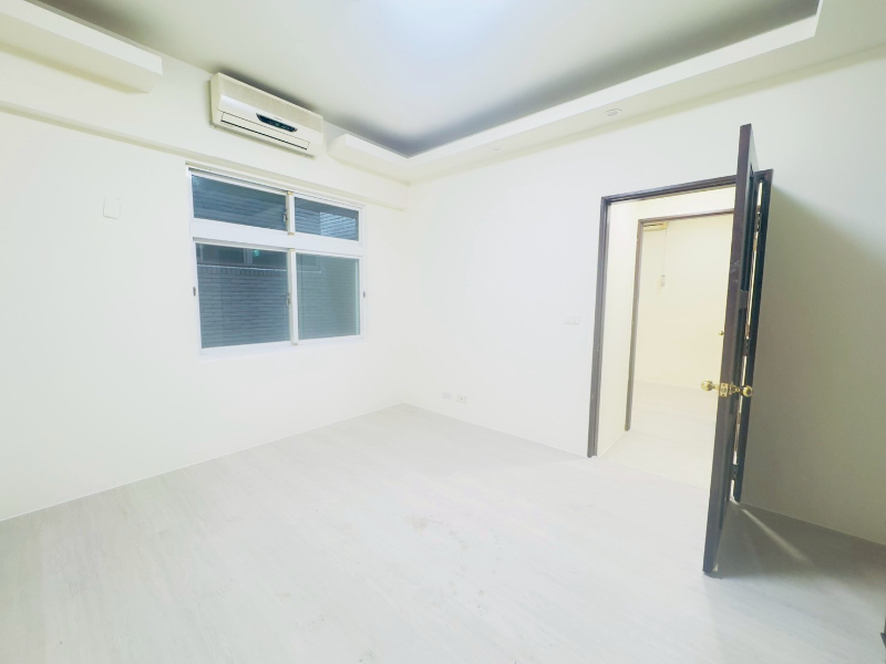 M61藝文邊間二房車*