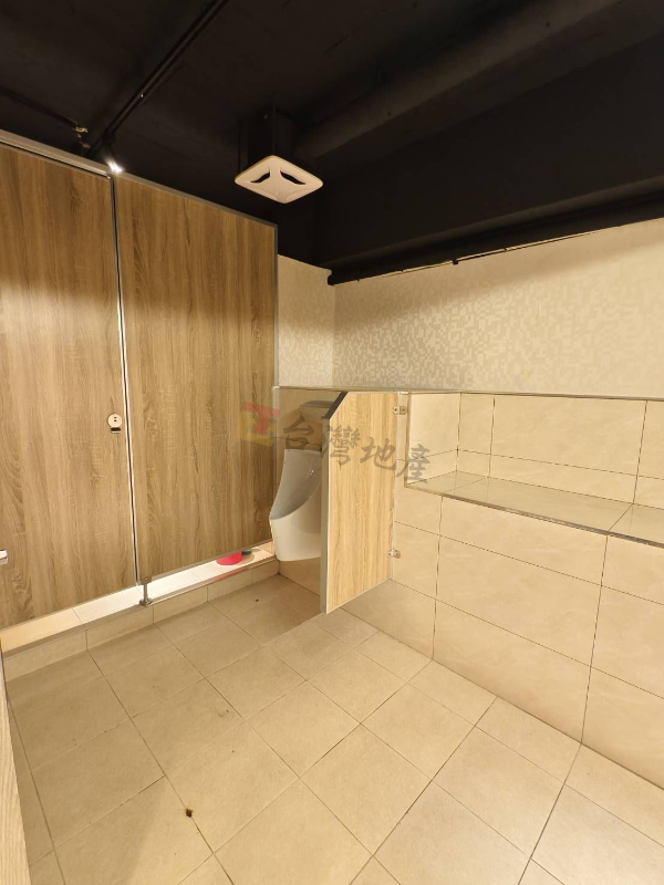 A10 國館仁愛三青百坪店辦