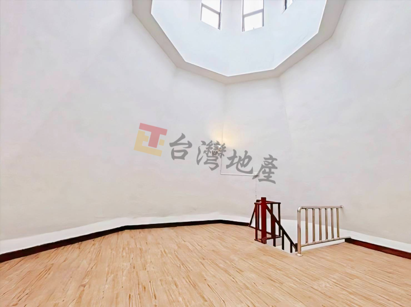 K71 七張邊間5房樓中樓*