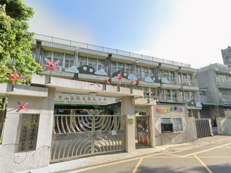 微風廣場 景觀小資宅｜忠孝復興雙捷６分鐘