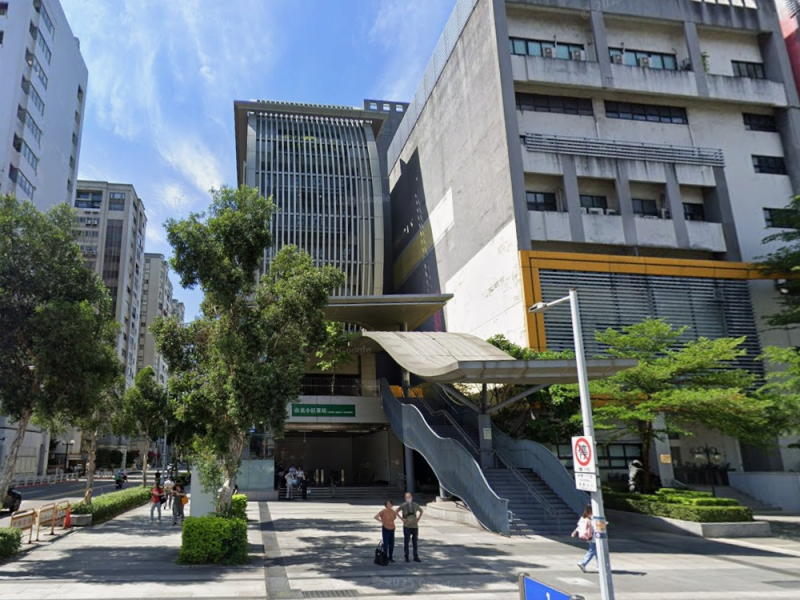 台北小巨蛋站｜未來雙捷７分鐘  汐東線SB05