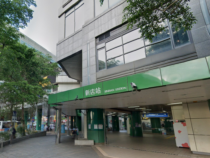 【透天】空屋 - 使用７０坪｜新店站３分鐘｜碧潭