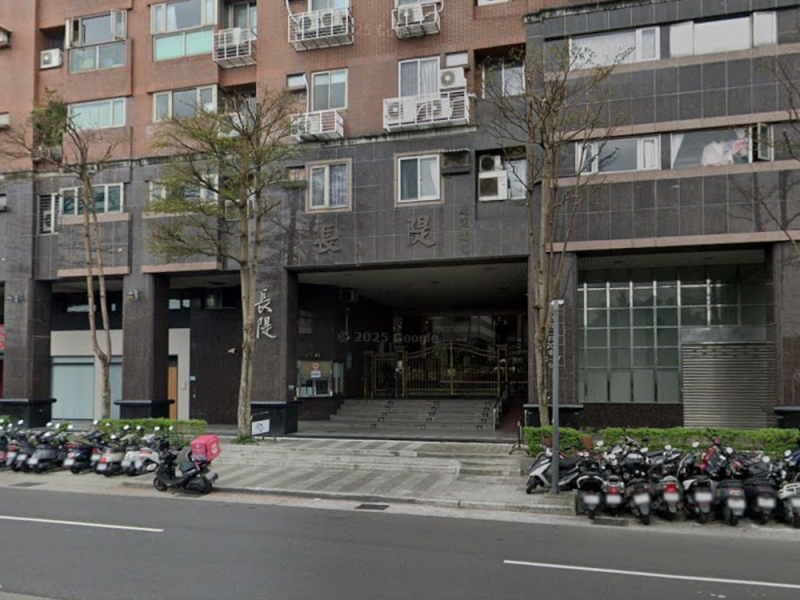 近比漾廣場｜仁愛公園｜河濱三房車