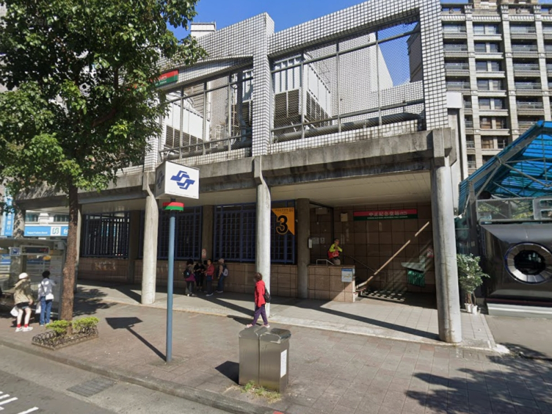 【套房】中正紀念堂７分鐘｜近建中、南門市場